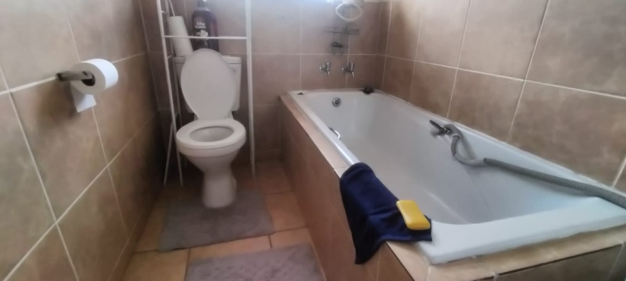 3 Bedroom Property for Sale in Pinehaven Free State